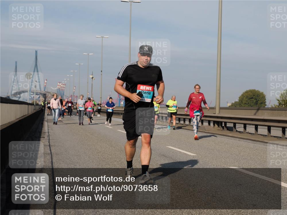 03.10.2025 - Köhlbrandbrückenlauf Fabian Wolf http://msf.ph/oto/9073658 03.10.2025 10:14:00 Position 3 8355 meine-sportfotos.de