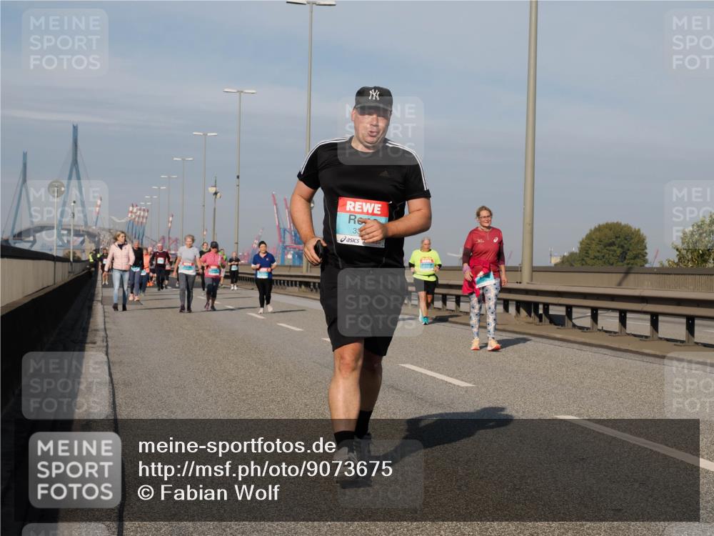 03.10.2025 - Köhlbrandbrückenlauf Fabian Wolf http://msf.ph/oto/9073675 03.10.2025 10:14:00 Position 3 33 meine-sportfotos.de