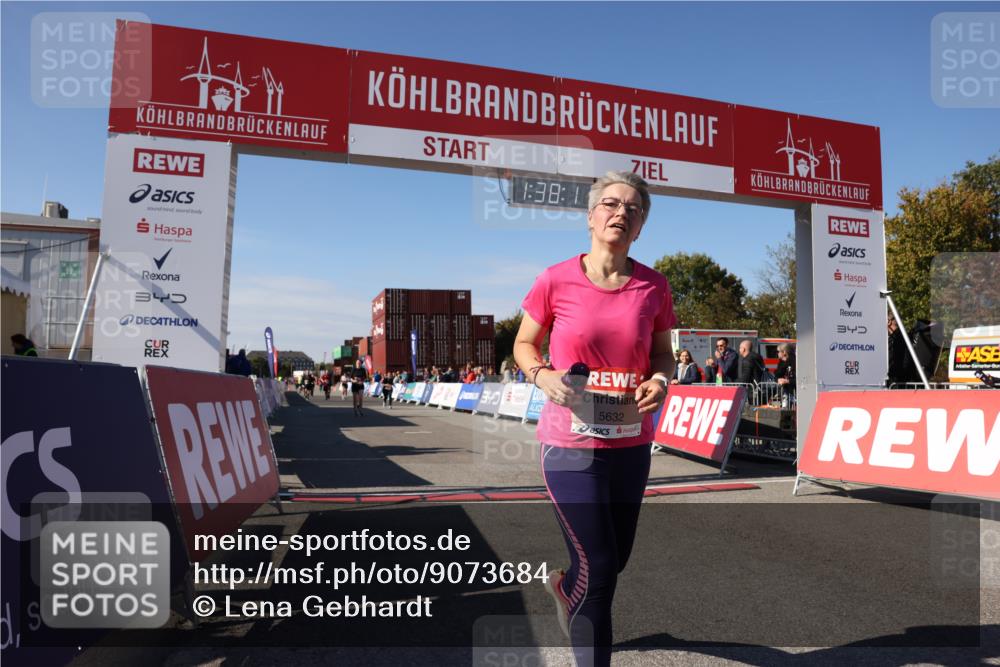 03.10.2025 - Köhlbrandbrückenlauf Lena Gebhardt http://msf.ph/oto/9073684 03.10.2025 13:38:11 Ziel 4435, 5188, 5335, 5343, 5409, 5632, 6515 meine-sportfotos.de