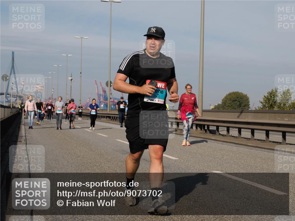 03.10.2025 - Köhlbrandbrückenlauf Fabian Wolf http://msf.ph/oto/9073702 03.10.2025 10:14:00 Position 3 3355 meine-sportfotos.de