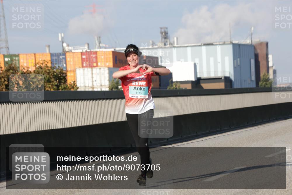 03.10.2025 - Köhlbrandbrückenlauf Jannik Wohlers http://msf.ph/oto/9073705 03.10.2025 09:50:42 Position 3 1119 meine-sportfotos.de