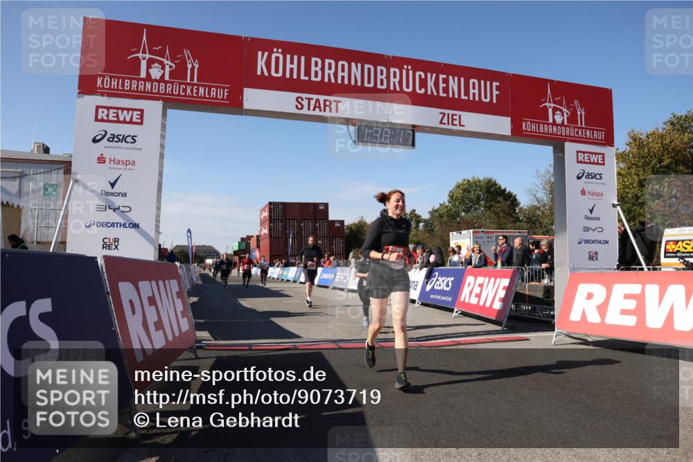 03.10.2025 - Köhlbrandbrückenlauf Lena Gebhardt http://msf.ph/oto/9073719 03.10.2025 13:38:17 Ziel 4435, 5139, 5188, 5335, 5343, 5632, 6515, 6581, 6582, 6583 meine-sportfotos.de