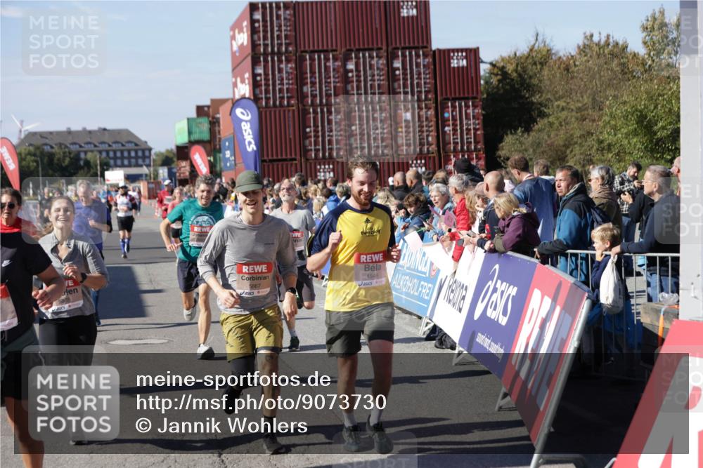 03.10.2025 - Köhlbrandbrückenlauf Jannik Wohlers http://msf.ph/oto/9073730 03.10.2025 13:15:59 Ziel 4374, 4423, 4495, 4548, 4644, 4677, 4805, 4833, 5022, 5023, 5217, 5867, 5868, 5879, 6270, 6271, 6301, 6445, 6507, 6712 meine-sportfotos.de