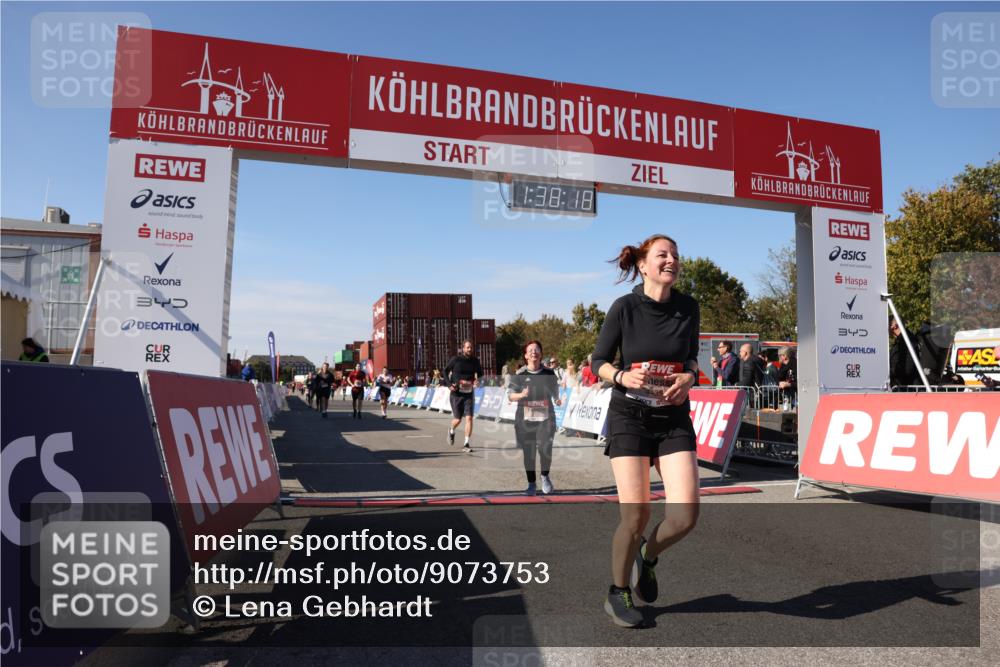 03.10.2025 - Köhlbrandbrückenlauf Lena Gebhardt http://msf.ph/oto/9073753 03.10.2025 13:38:18 Ziel 4435, 5139, 5335, 5509, 5632, 6581, 6582, 6583 meine-sportfotos.de