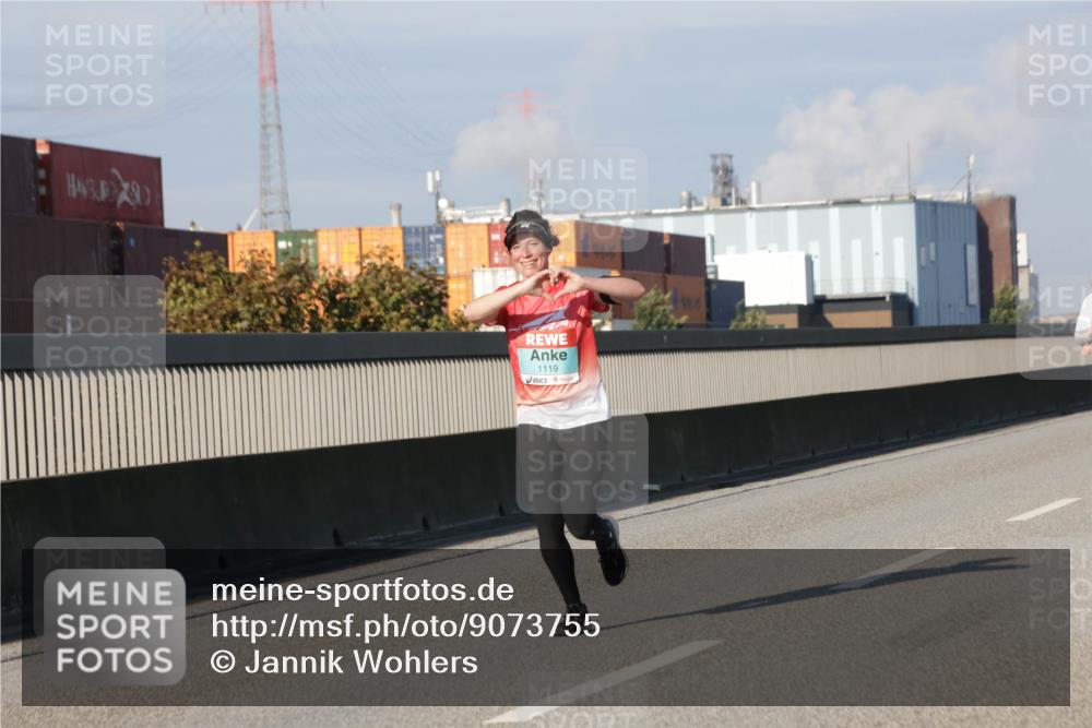 03.10.2025 - Köhlbrandbrückenlauf Jannik Wohlers http://msf.ph/oto/9073755 03.10.2025 09:50:42 Position 3 1119 meine-sportfotos.de