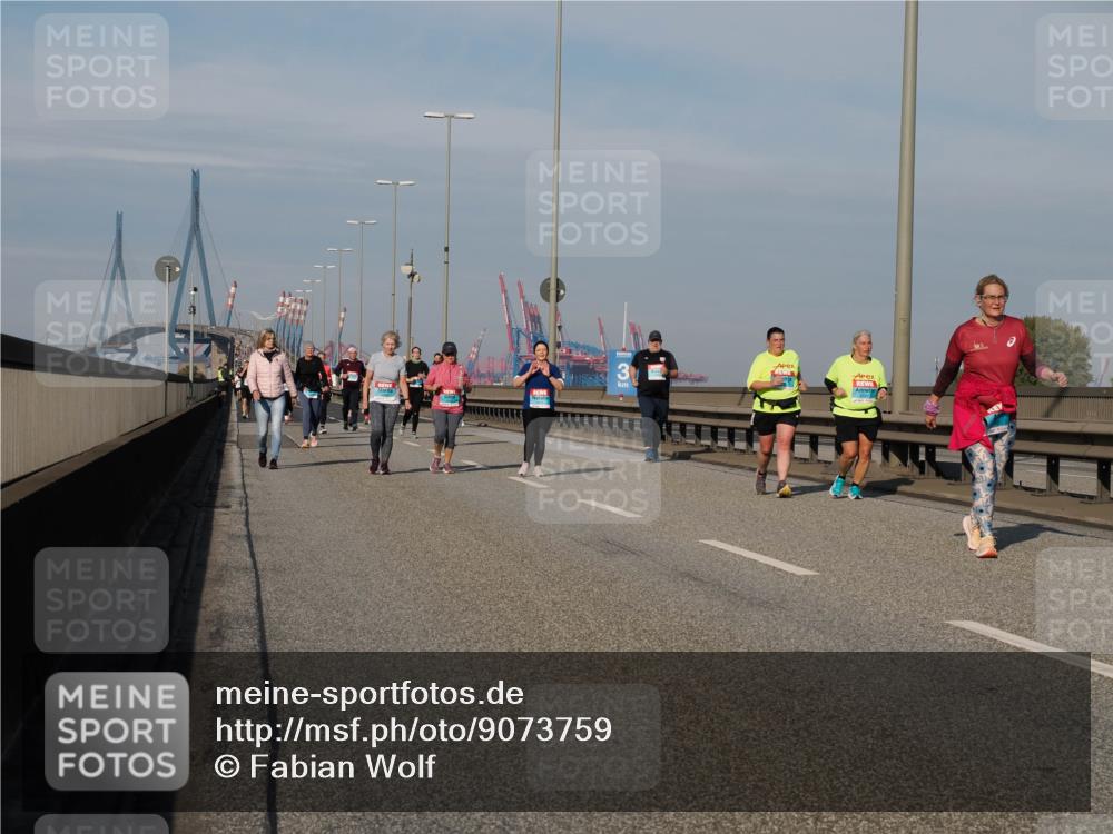 03.10.2025 - Köhlbrandbrückenlauf Fabian Wolf http://msf.ph/oto/9073759 03.10.2025 10:14:02 Position 3  meine-sportfotos.de