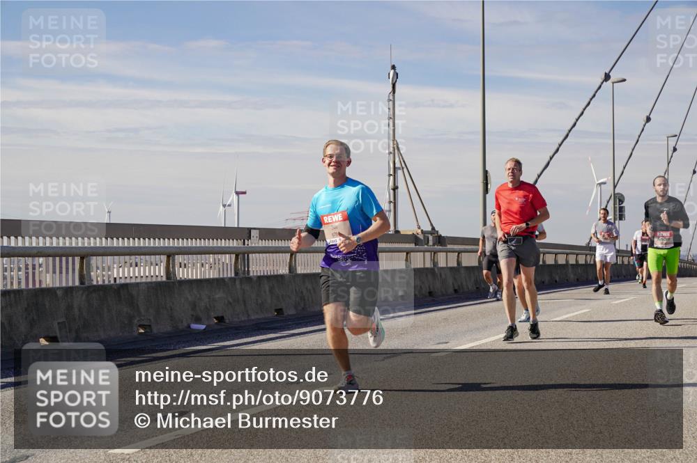03.10.2025 - Köhlbrandbrückenlauf Michael Burmester http://msf.ph/oto/9073776 03.10.2025 12:39:08 Position 2 676 meine-sportfotos.de