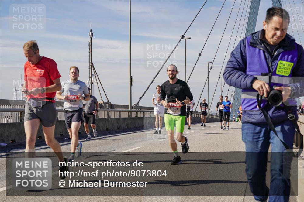 03.10.2025 - Köhlbrandbrückenlauf Michael Burmester http://msf.ph/oto/9073804 03.10.2025 12:39:11 Position 2 4215, 4016 meine-sportfotos.de
