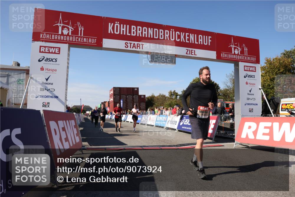 03.10.2025 - Köhlbrandbrückenlauf Lena Gebhardt http://msf.ph/oto/9073924 03.10.2025 13:38:22 Ziel 4435, 4697, 5139, 5335, 5439, 5509, 6581, 6582, 6583 meine-sportfotos.de