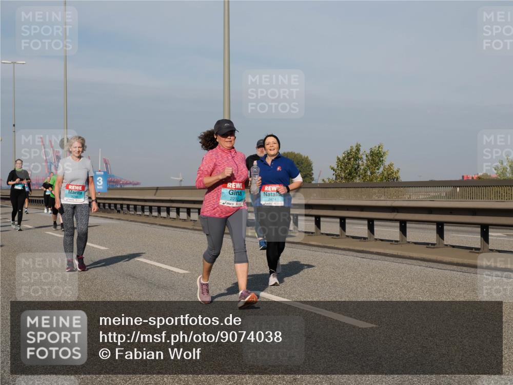 03.10.2025 - Köhlbrandbrückenlauf Fabian Wolf http://msf.ph/oto/9074038 03.10.2025 10:14:10 Position 3 3, 2232, 2474 meine-sportfotos.de