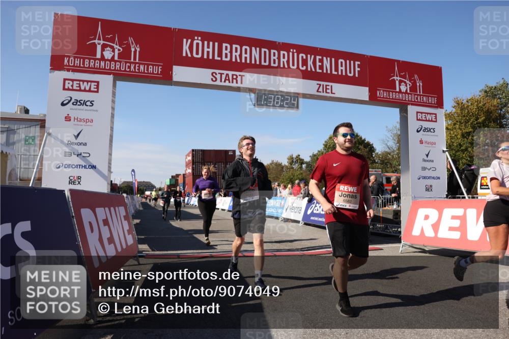 03.10.2025 - Köhlbrandbrückenlauf Lena Gebhardt http://msf.ph/oto/9074049 03.10.2025 13:38:25 Ziel 4435, 4697, 5139, 5335, 5439, 5509, 6581, 6582, 6583 meine-sportfotos.de