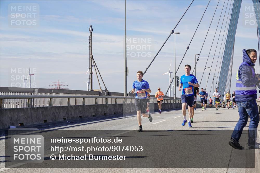 03.10.2025 - Köhlbrandbrückenlauf Michael Burmester http://msf.ph/oto/9074053 03.10.2025 12:39:30 Position 2  meine-sportfotos.de