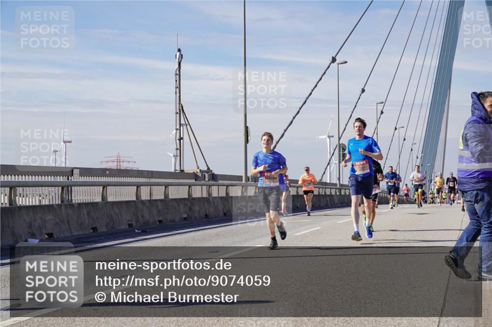 03.10.2025 - Köhlbrandbrückenlauf Michael Burmester http://msf.ph/oto/9074059 03.10.2025 12:39:30 Position 2 41, 0 meine-sportfotos.de