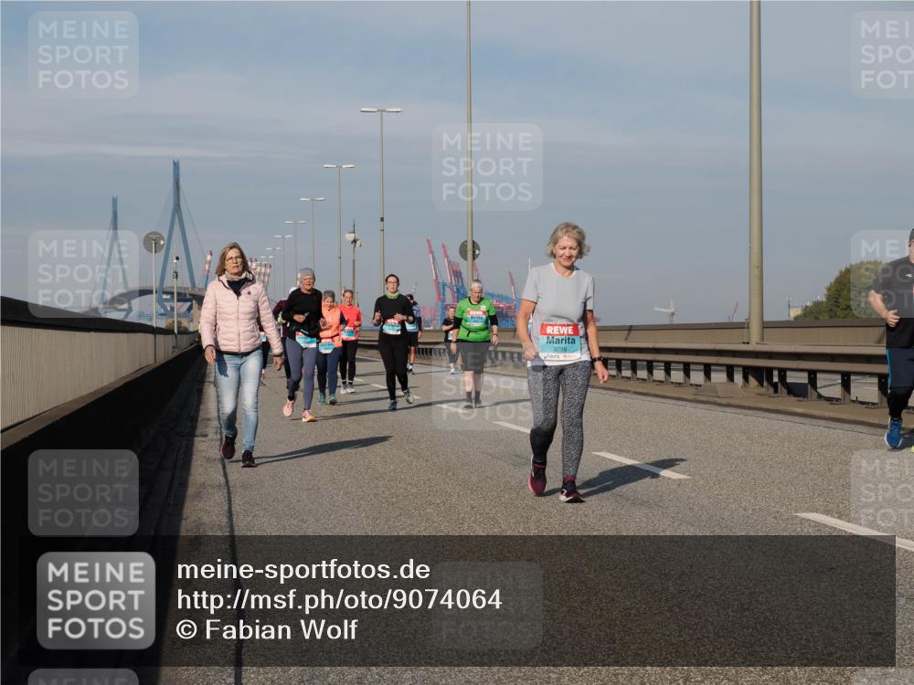 03.10.2025 - Köhlbrandbrückenlauf Fabian Wolf http://msf.ph/oto/9074064 03.10.2025 10:14:11 Position 3 3298 meine-sportfotos.de