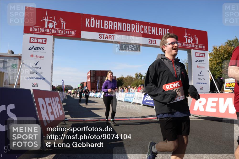 03.10.2025 - Köhlbrandbrückenlauf Lena Gebhardt http://msf.ph/oto/9074104 03.10.2025 13:38:26 Ziel 4435, 4697, 5139, 5335, 5439, 5509, 6581, 6582, 6583 meine-sportfotos.de
