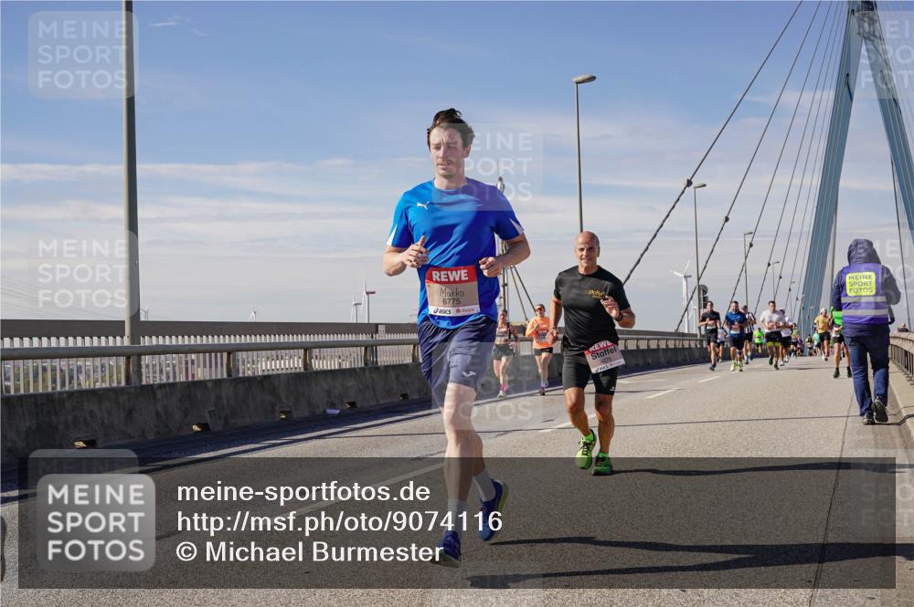 03.10.2025 - Köhlbrandbrückenlauf Michael Burmester http://msf.ph/oto/9074116 03.10.2025 12:39:33 Position 2 6775 meine-sportfotos.de
