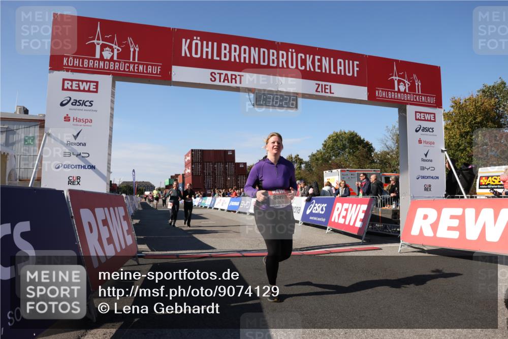 03.10.2025 - Köhlbrandbrückenlauf Lena Gebhardt http://msf.ph/oto/9074129 03.10.2025 13:38:26 Ziel 4435, 4697, 5139, 5335, 5439, 5509, 6581, 6582, 6583 meine-sportfotos.de
