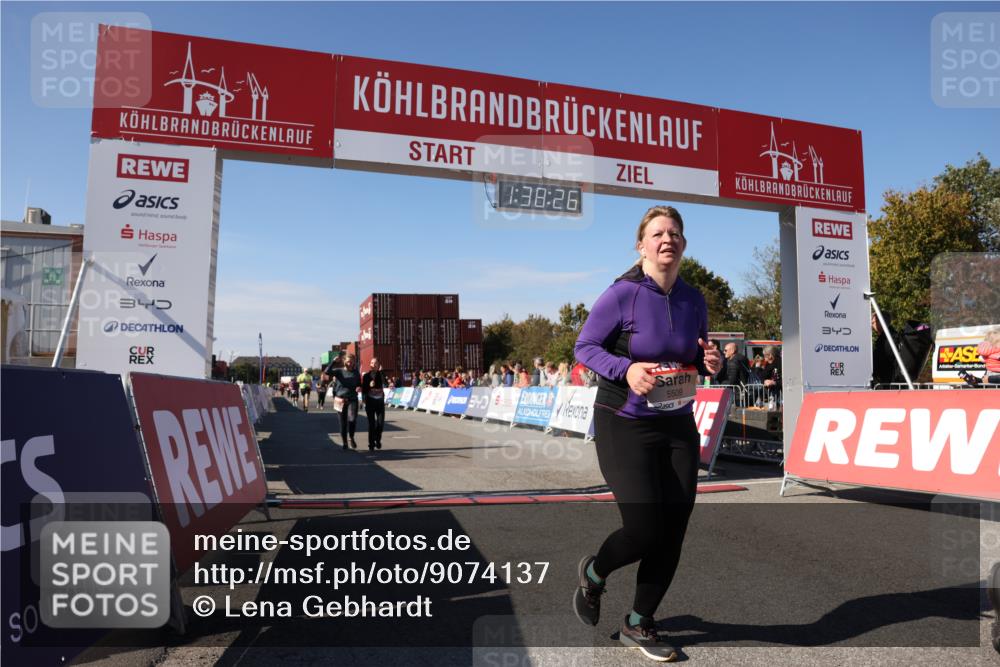 03.10.2025 - Köhlbrandbrückenlauf Lena Gebhardt http://msf.ph/oto/9074137 03.10.2025 13:38:27 Ziel 4697, 5139, 5335, 5439, 5509, 6581, 6582, 6583 meine-sportfotos.de