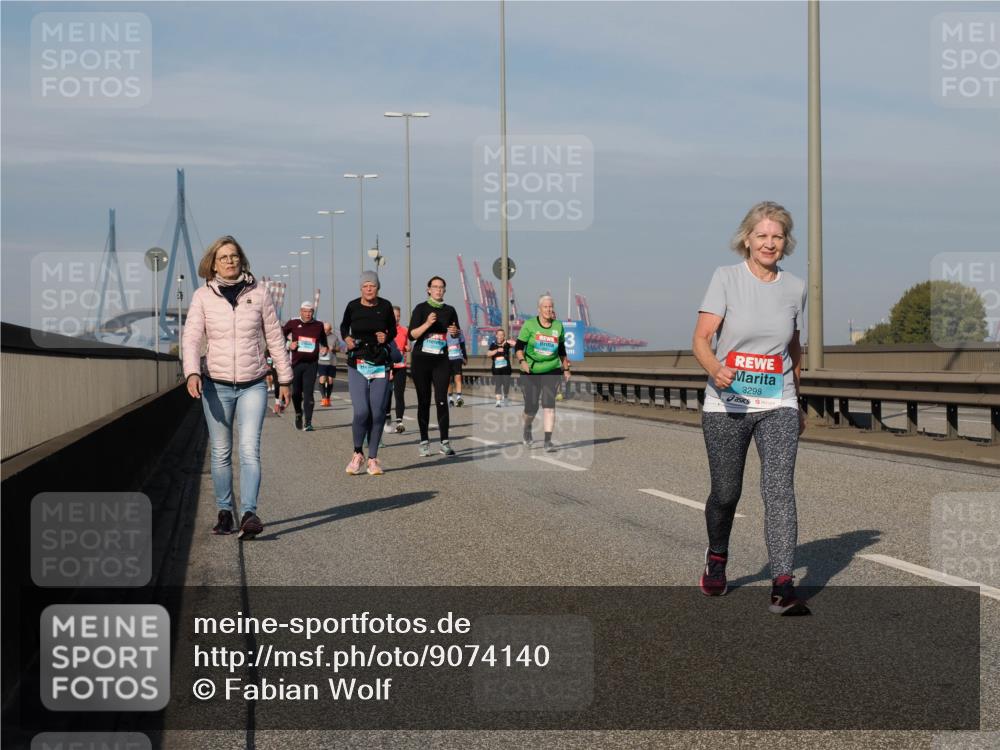 03.10.2025 - Köhlbrandbrückenlauf Fabian Wolf http://msf.ph/oto/9074140 03.10.2025 10:14:12 Position 3 3298 meine-sportfotos.de