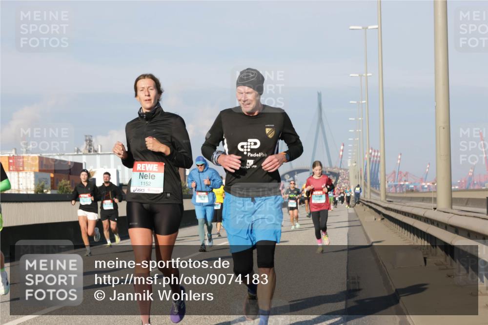 03.10.2025 - Köhlbrandbrückenlauf Jannik Wohlers http://msf.ph/oto/9074183 03.10.2025 09:50:56 Position 3 1152 meine-sportfotos.de