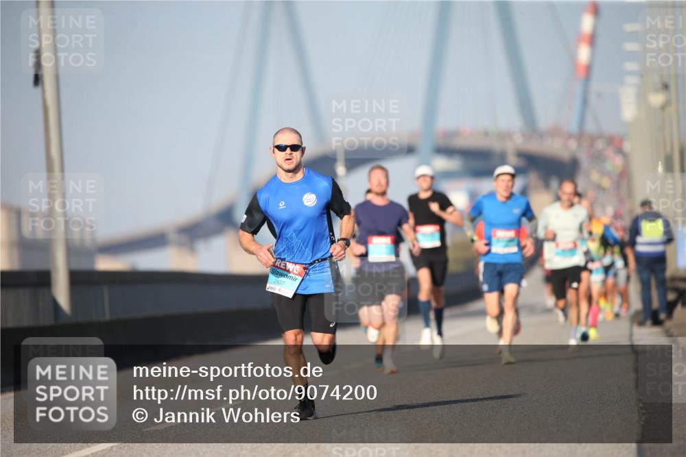 03.10.2025 - Köhlbrandbrückenlauf Jannik Wohlers http://msf.ph/oto/9074200 03.10.2025 09:40:16 Position 3  meine-sportfotos.de