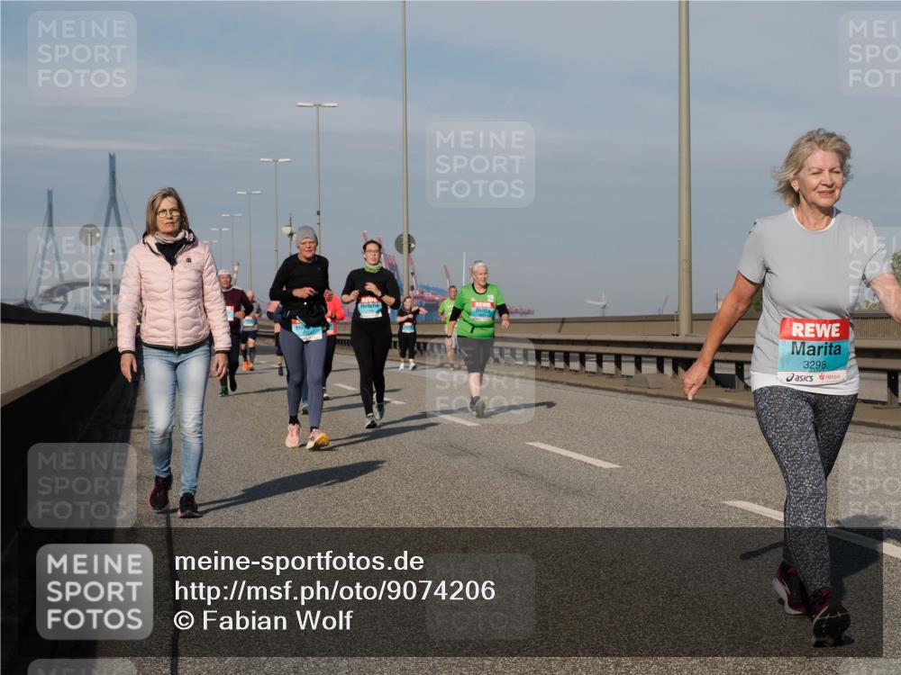 03.10.2025 - Köhlbrandbrückenlauf Fabian Wolf http://msf.ph/oto/9074206 03.10.2025 10:14:14 Position 3 3298 meine-sportfotos.de