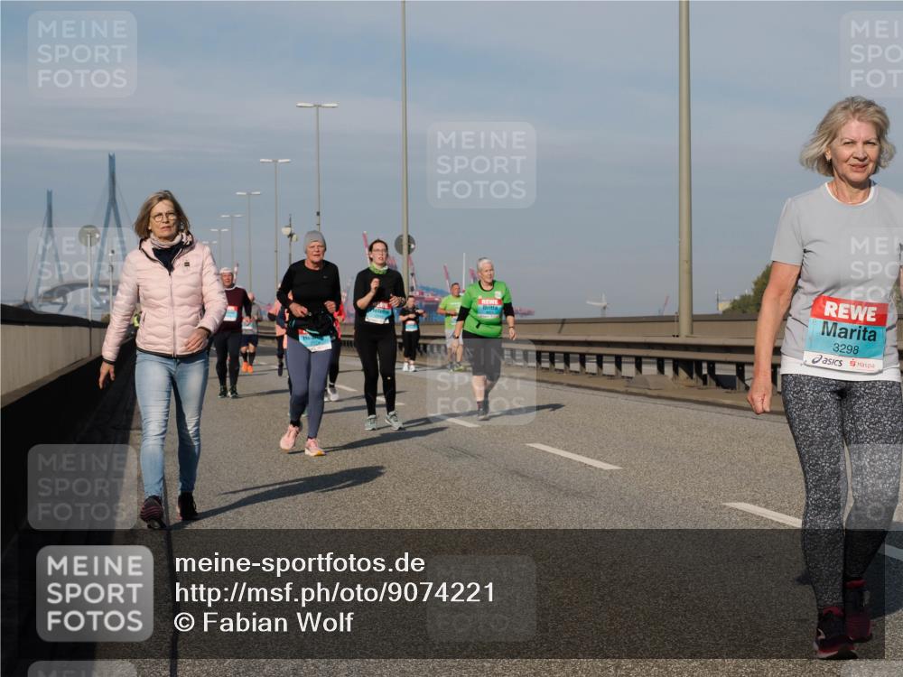 03.10.2025 - Köhlbrandbrückenlauf Fabian Wolf http://msf.ph/oto/9074221 03.10.2025 10:14:14 Position 3 3298 meine-sportfotos.de