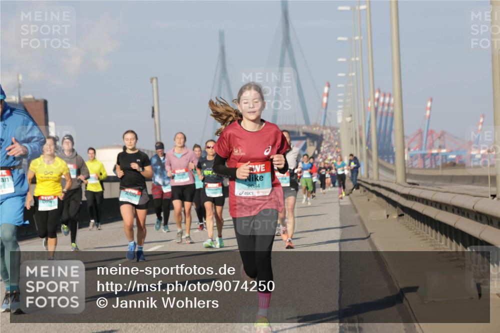 03.10.2025 - Köhlbrandbrückenlauf Jannik Wohlers http://msf.ph/oto/9074250 03.10.2025 09:50:59 Position 3 2084 meine-sportfotos.de