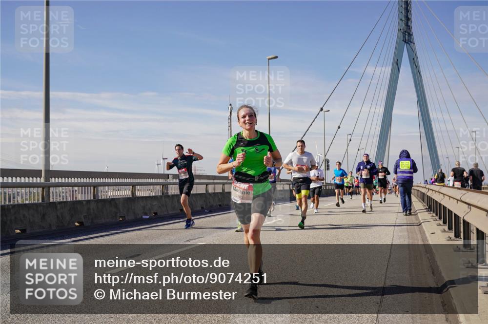 03.10.2025 - Köhlbrandbrückenlauf Michael Burmester http://msf.ph/oto/9074251 03.10.2025 12:39:39 Position 2 5703 meine-sportfotos.de