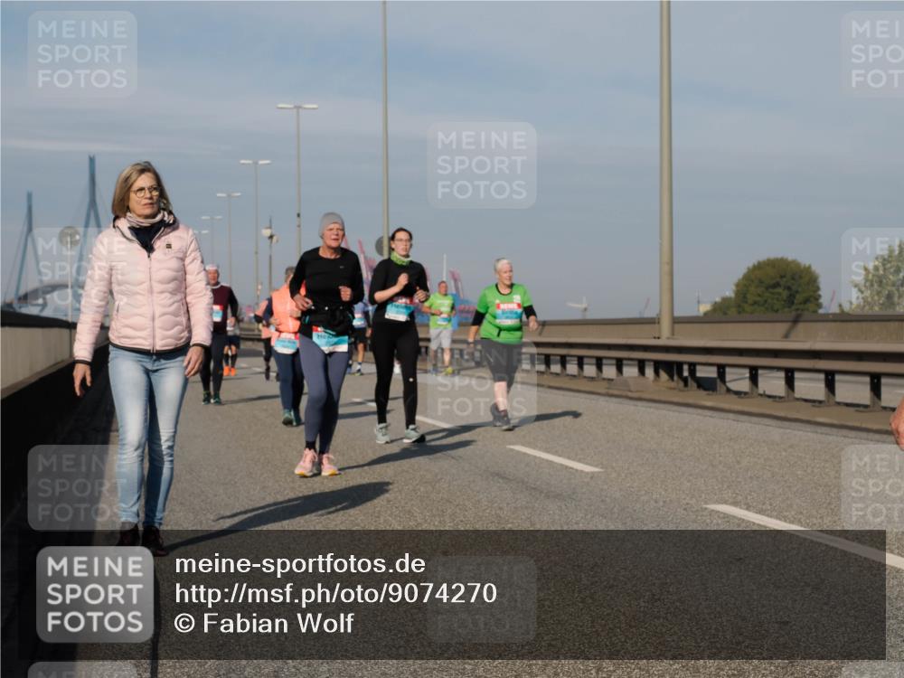 03.10.2025 - Köhlbrandbrückenlauf Fabian Wolf http://msf.ph/oto/9074270 03.10.2025 10:14:15 Position 3  meine-sportfotos.de