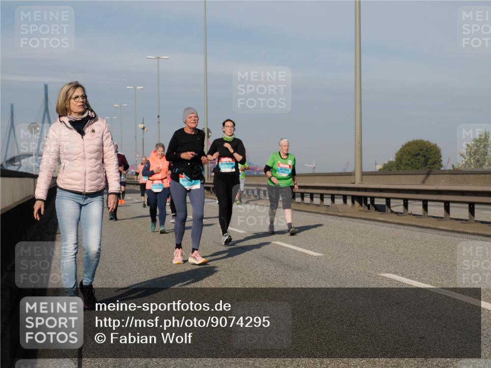 03.10.2025 - Köhlbrandbrückenlauf Fabian Wolf http://msf.ph/oto/9074295 03.10.2025 10:14:15 Position 3  meine-sportfotos.de