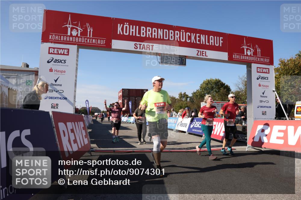 03.10.2025 - Köhlbrandbrückenlauf Lena Gebhardt http://msf.ph/oto/9074301 03.10.2025 13:38:37 Ziel 4697, 4884, 5439, 5564, 5590, 5591, 6179, 6201 meine-sportfotos.de