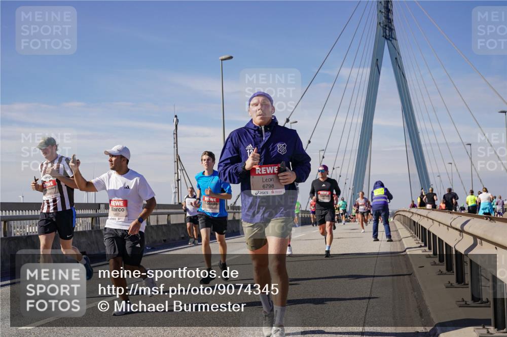 03.10.2025 - Köhlbrandbrückenlauf Michael Burmester http://msf.ph/oto/9074345 03.10.2025 12:39:43 Position 2 4407, 6798 meine-sportfotos.de