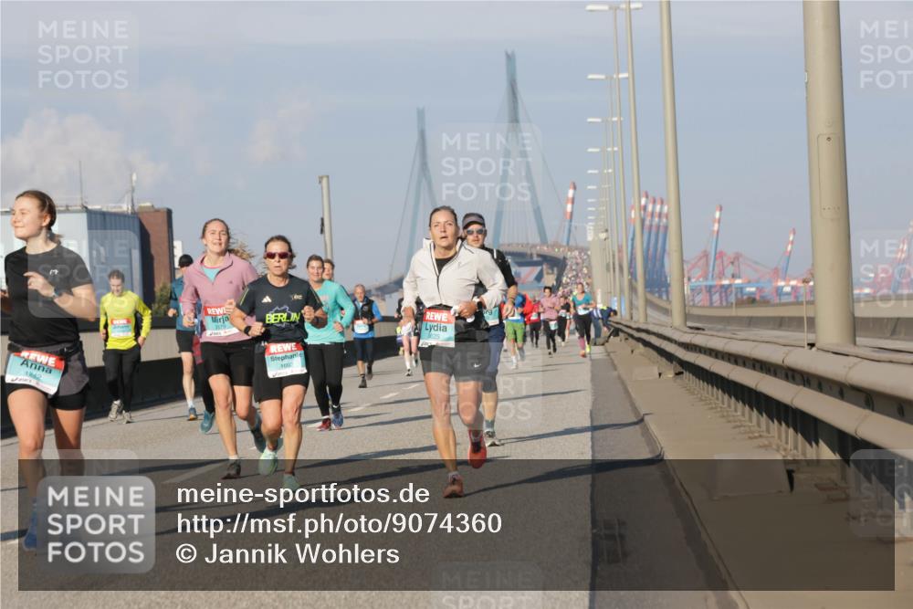 03.10.2025 - Köhlbrandbrückenlauf Jannik Wohlers http://msf.ph/oto/9074360 03.10.2025 09:51:03 Position 3 1242, 1092 meine-sportfotos.de