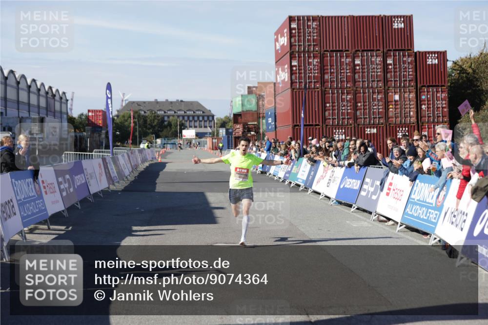 03.10.2025 - Köhlbrandbrückenlauf Jannik Wohlers http://msf.ph/oto/9074364 03.10.2025 12:45:20 Ziel 6280 meine-sportfotos.de