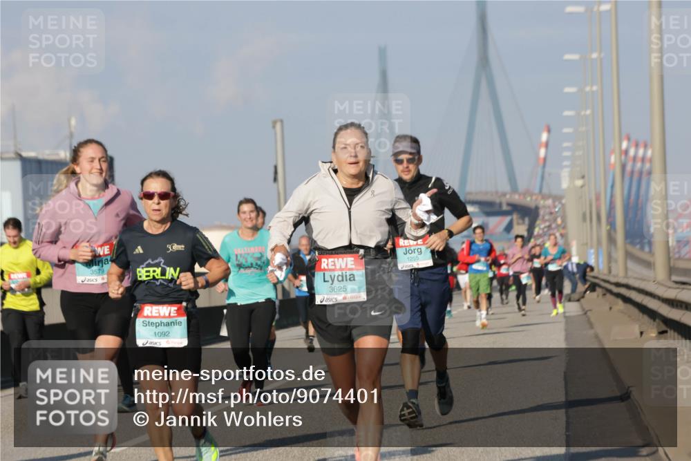 03.10.2025 - Köhlbrandbrückenlauf Jannik Wohlers http://msf.ph/oto/9074401 03.10.2025 09:51:04 Position 3 3579, 1092, 3625, 1255 meine-sportfotos.de