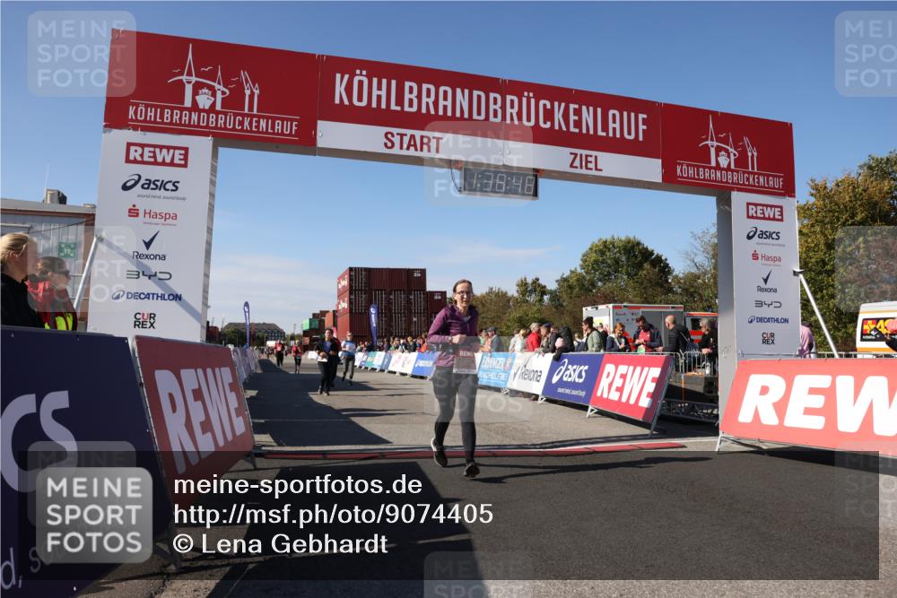 03.10.2025 - Köhlbrandbrückenlauf Lena Gebhardt http://msf.ph/oto/9074405 03.10.2025 13:38:48 Ziel 4723, 5529, 5533, 6640 meine-sportfotos.de