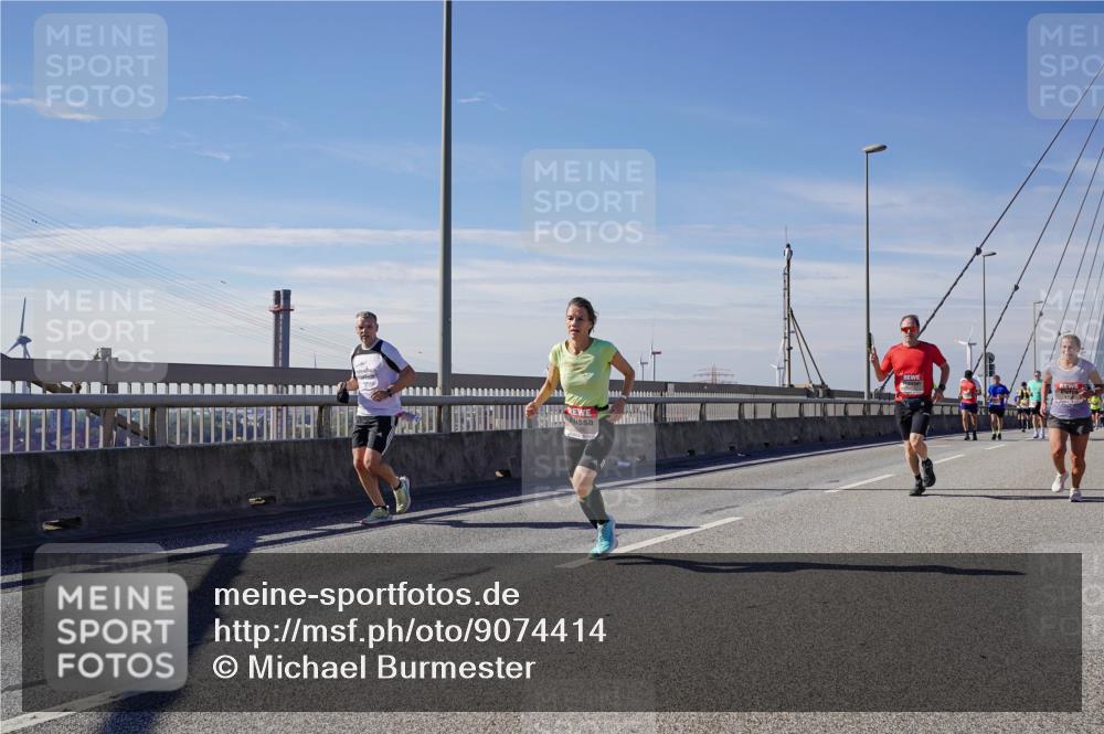 03.10.2025 - Köhlbrandbrückenlauf Michael Burmester http://msf.ph/oto/9074414 03.10.2025 12:39:48 Position 2  meine-sportfotos.de