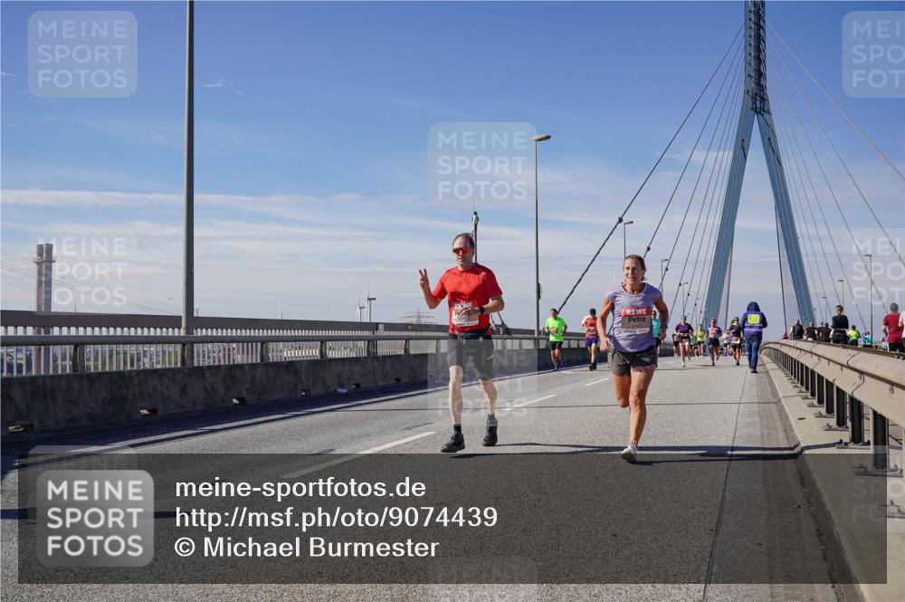 03.10.2025 - Köhlbrandbrückenlauf Michael Burmester http://msf.ph/oto/9074439 03.10.2025 12:39:49 Position 2  meine-sportfotos.de