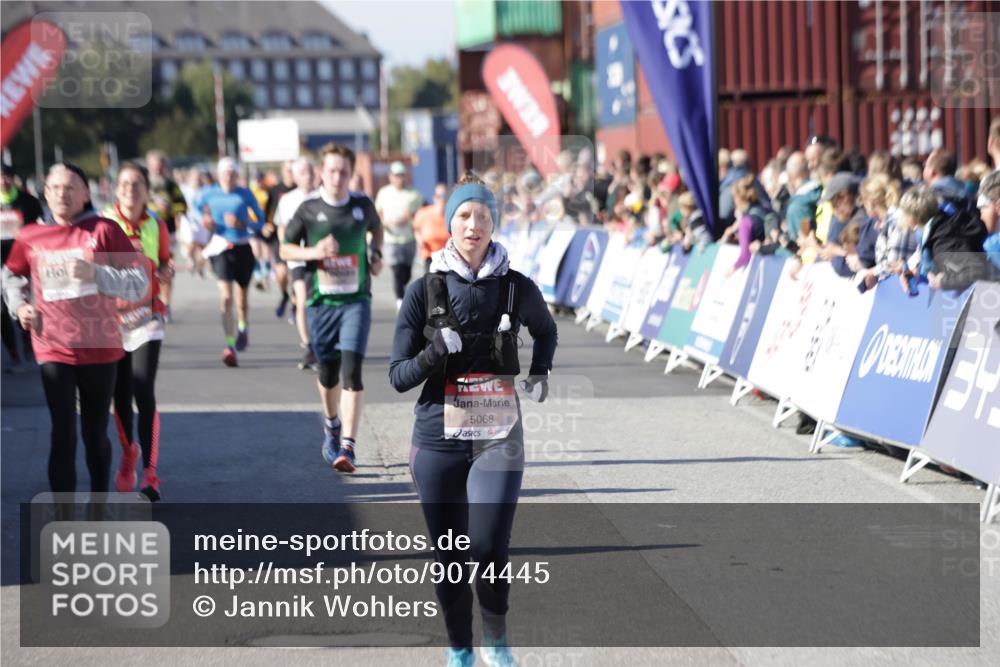 03.10.2025 - Köhlbrandbrückenlauf Jannik Wohlers http://msf.ph/oto/9074445 03.10.2025 13:16:11 Ziel 4311, 4423, 4495, 4644, 4696, 5068, 5336, 5684, 5806, 6712 meine-sportfotos.de