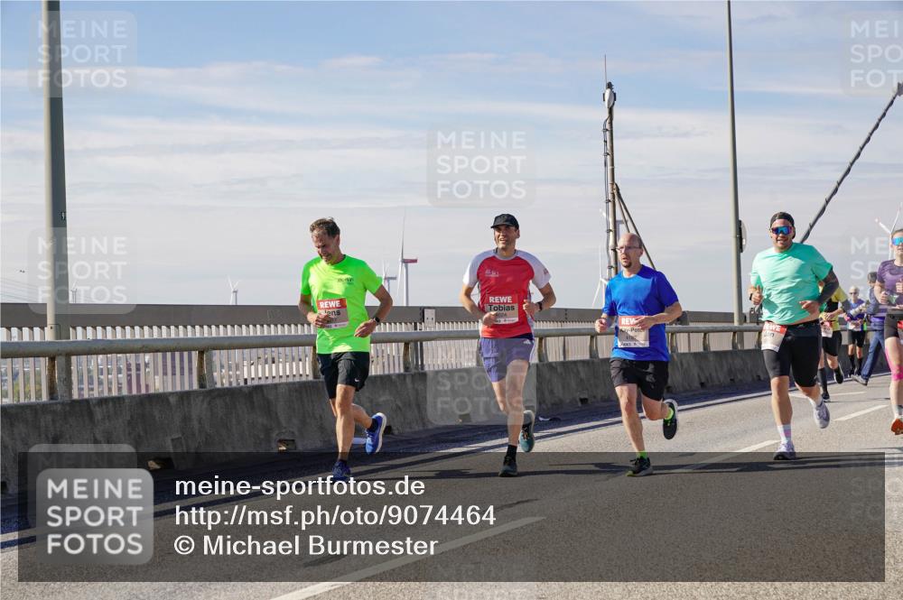 03.10.2025 - Köhlbrandbrückenlauf Michael Burmester http://msf.ph/oto/9074464 03.10.2025 12:39:54 Position 2  meine-sportfotos.de