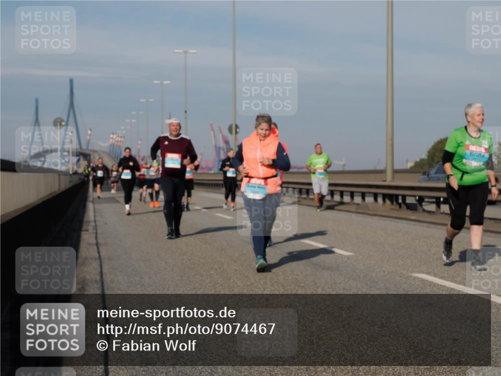 03.10.2025 - Köhlbrandbrückenlauf Fabian Wolf http://msf.ph/oto/9074467 03.10.2025 10:14:19 Position 3  meine-sportfotos.de
