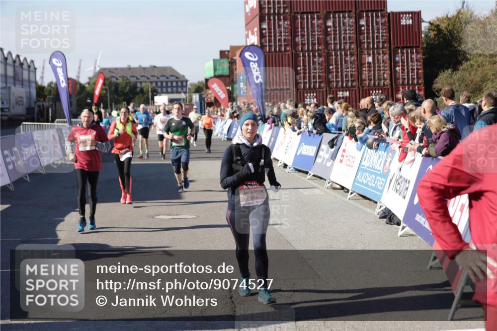 03.10.2025 - Köhlbrandbrückenlauf Jannik Wohlers http://msf.ph/oto/9074527 03.10.2025 13:16:12 Ziel 4311, 4423, 4644, 4696, 5068, 5336, 5684, 5806, 6712 meine-sportfotos.de