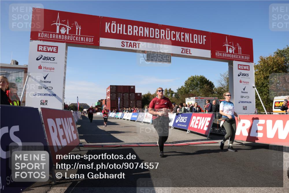 03.10.2025 - Köhlbrandbrückenlauf Lena Gebhardt http://msf.ph/oto/9074557 03.10.2025 13:38:54 Ziel 4723, 5529, 5533, 5584, 6030, 6640 meine-sportfotos.de