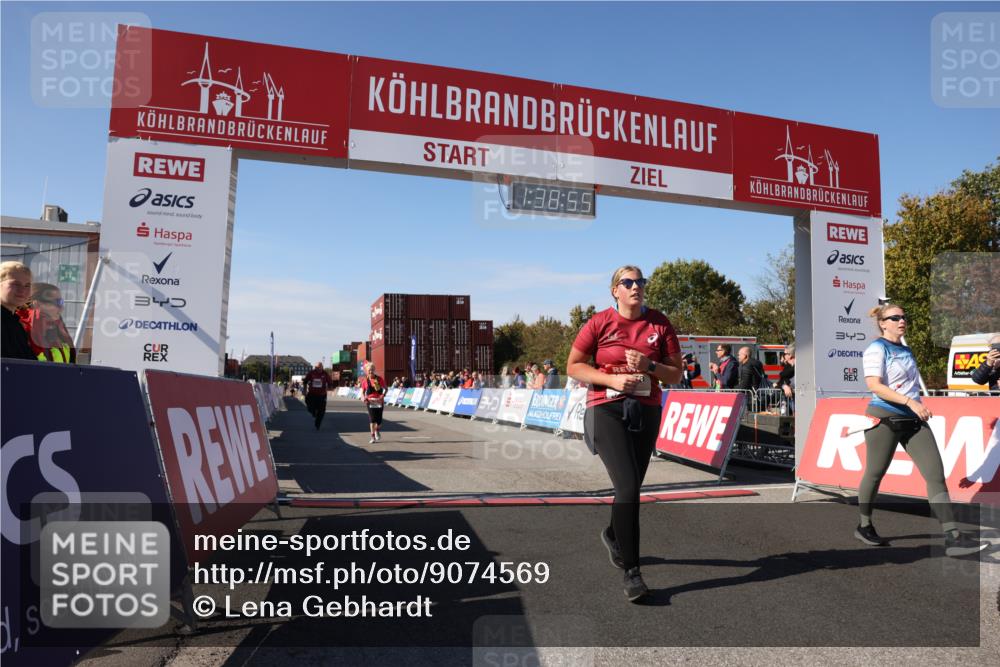 03.10.2025 - Köhlbrandbrückenlauf Lena Gebhardt http://msf.ph/oto/9074569 03.10.2025 13:38:55 Ziel 4723, 5529, 5533, 5584, 6030, 6640 meine-sportfotos.de