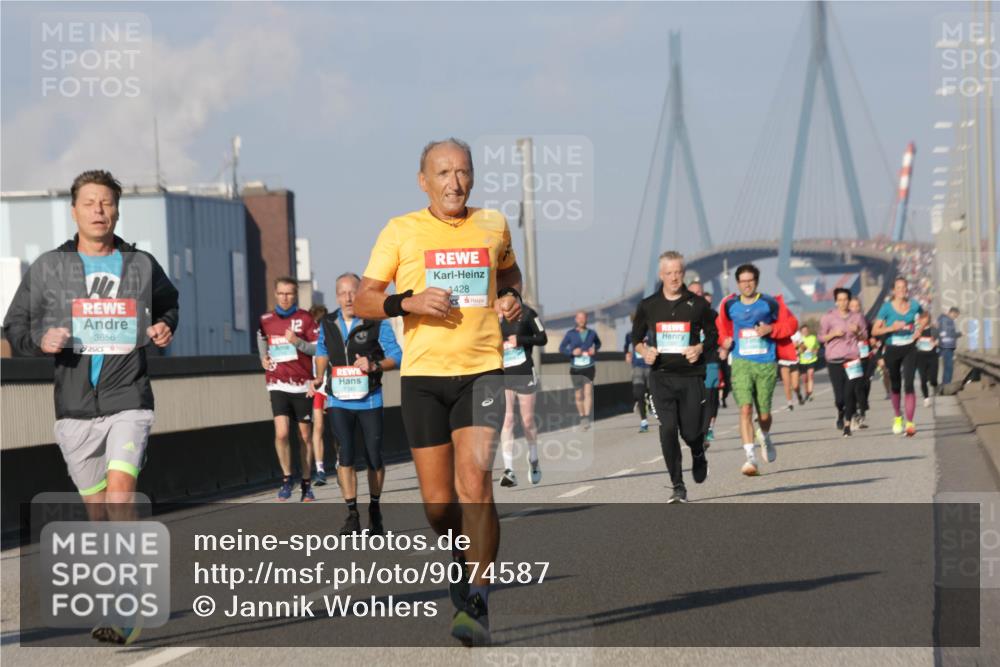 03.10.2025 - Köhlbrandbrückenlauf Jannik Wohlers http://msf.ph/oto/9074587 03.10.2025 09:51:10 Position 3 3656, 1428 meine-sportfotos.de