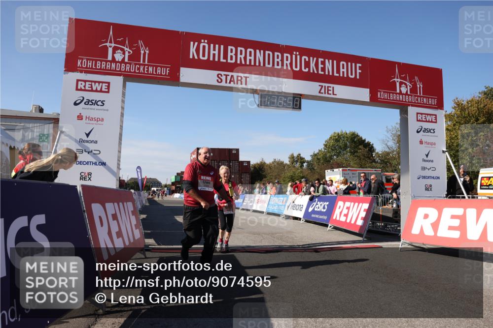03.10.2025 - Köhlbrandbrückenlauf Lena Gebhardt http://msf.ph/oto/9074595 03.10.2025 13:38:58 Ziel 5529, 5533, 5584, 6030, 6640 meine-sportfotos.de