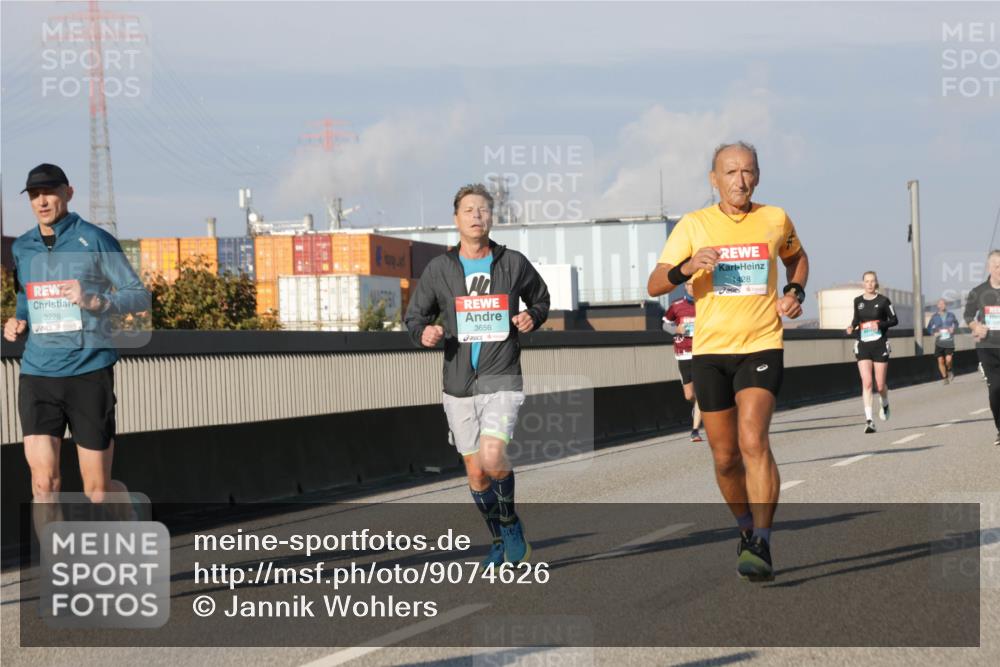 03.10.2025 - Köhlbrandbrückenlauf Jannik Wohlers http://msf.ph/oto/9074626 03.10.2025 09:51:11 Position 3 3228, 3656, 1428 meine-sportfotos.de