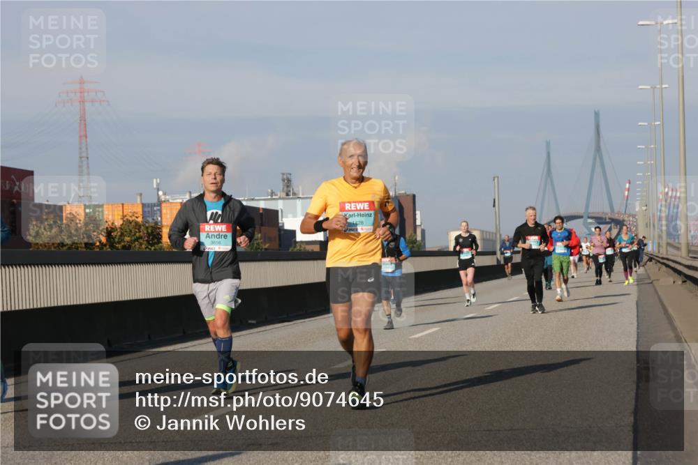03.10.2025 - Köhlbrandbrückenlauf Jannik Wohlers http://msf.ph/oto/9074645 03.10.2025 09:51:12 Position 3 3656, 1428 meine-sportfotos.de