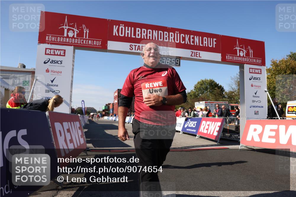 03.10.2025 - Köhlbrandbrückenlauf Lena Gebhardt http://msf.ph/oto/9074654 03.10.2025 13:38:59 Ziel 5529, 5533, 5584, 6030, 6640 meine-sportfotos.de